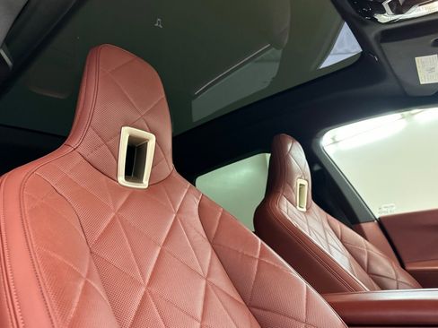 Certified 2023 BMW iX xDrive50 w/ Premium Package image 25