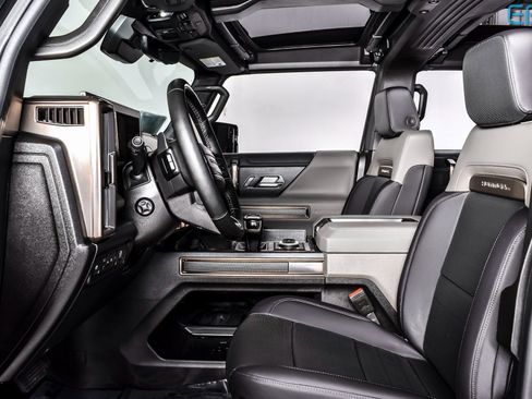 Used 2025 GMC Hummer EV 2X AWD/4WD image 13