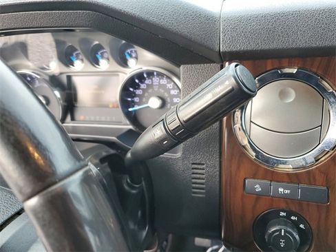 Used 2014 Ford F250 Lariat w/ Lariat Ultimate Package image 15