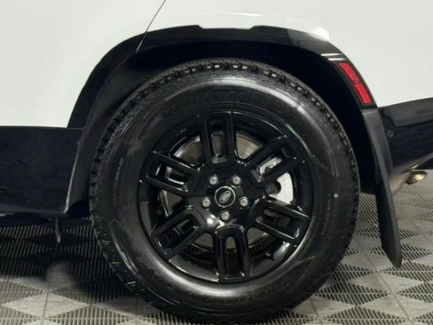 Certified 2024 Land Rover Defender 110 X-Dynamic SE image 14