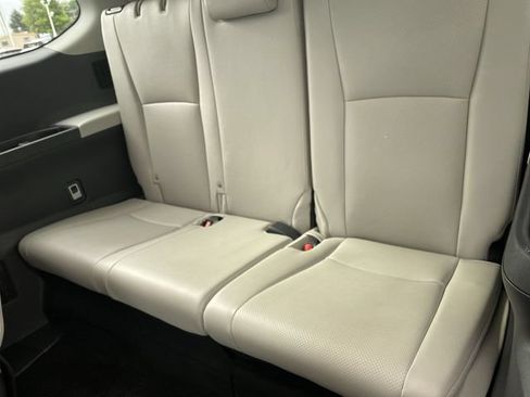 Used 2026 Toyota Grand Highlander AWD image 22