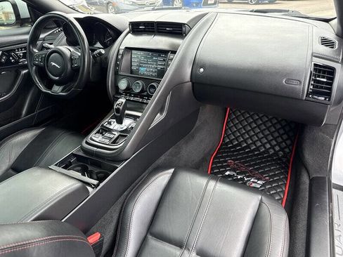 Used 2016 Jaguar F-TYPE S image 25