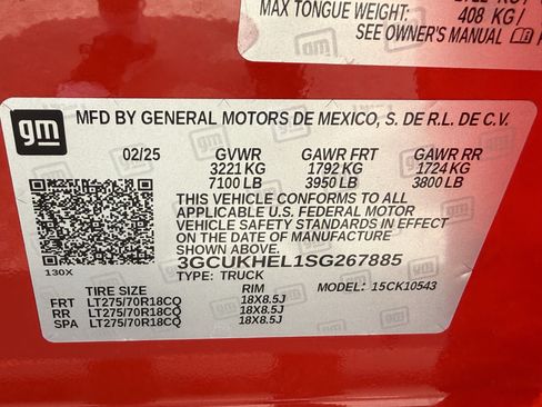 Used 2025 Chevrolet Silverado 1500 ZR2 w/ Technology Package AWD/4WD image 35