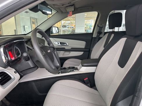 Used 2017 GMC Terrain SLE FWD image 12