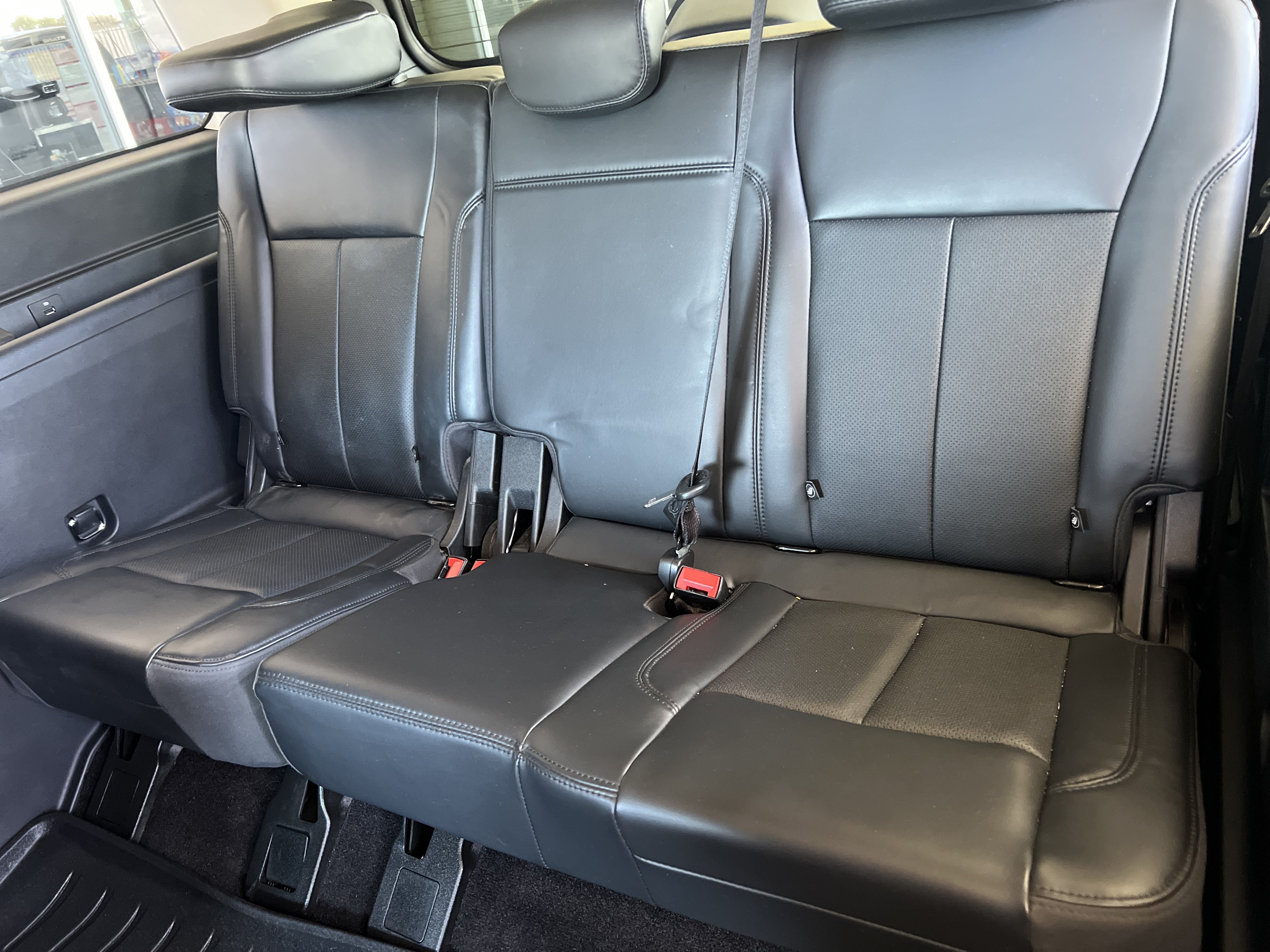 Used 2022 Ford Expedition XLT AWD/4WD image 9