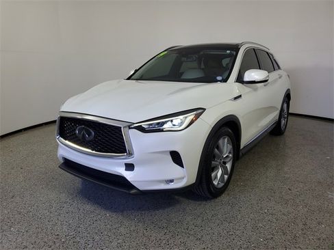 Used 2019 INFINITI QX50 Luxe w/ Navigation Package image 2