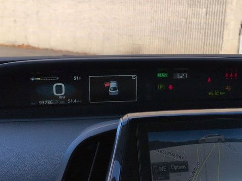 Used 2021 Toyota Prius Limited image 25