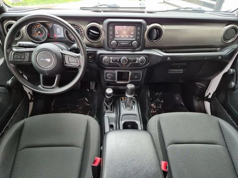 Used 2020 Jeep Wrangler Unlimited Sport AWD/4WD image 13