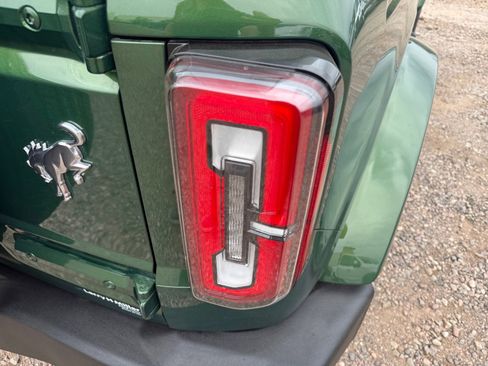 Used 2025 Ford Bronco Outer Banks image 29