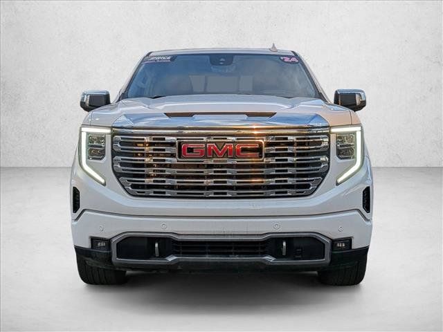 Used 2024 GMC Sierra 1500 Denali w/ Denali Reserve Package AWD/4WD image 2