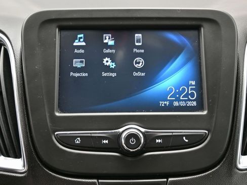 Used 2018 Chevrolet Malibu LT image 24