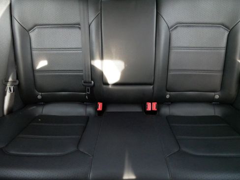 Used 2014 Volkswagen Passat 1.8T Wolfsburg Edition image 13