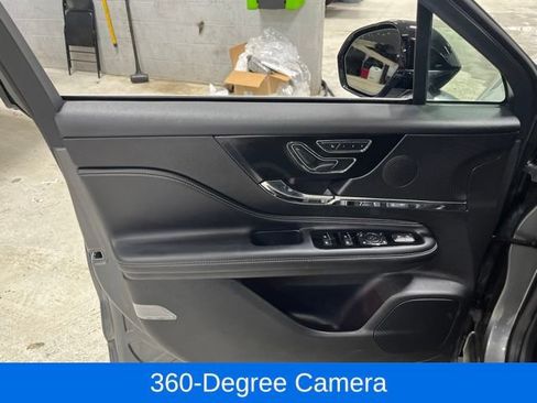 Used 2023 Lincoln Corsair AWD w/ Equipment Group 101A image 28