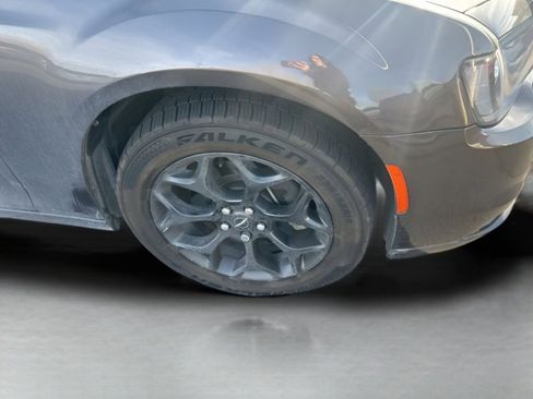 Used 2020 Chrysler 300 Touring w/ Sport Appearance Package image 12