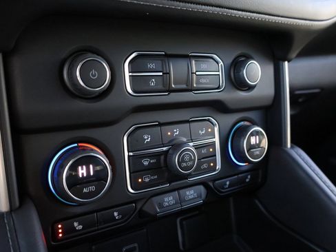 Used 2023 Chevrolet Tahoe Z71 image 39