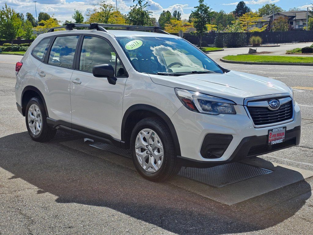 Used 2021 Subaru Forester AWD/4WD image 3