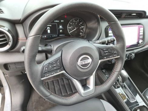 Used 2024 Nissan Kicks SR w/ SR Premium Package image 16