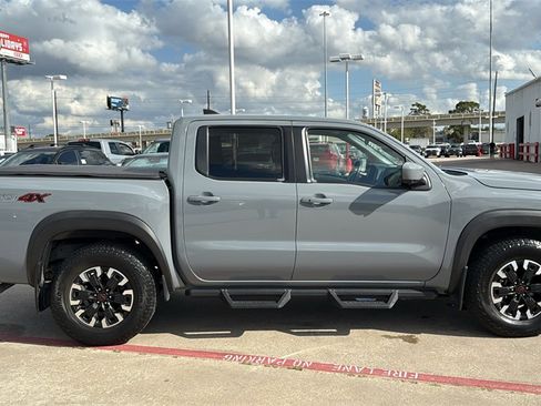 Used 2023 Nissan Frontier PRO-4X w/ Pro Convenience Package image 8