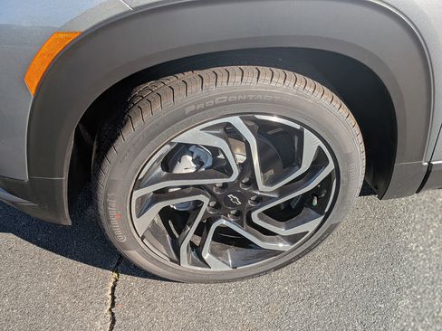 New 2026 Chevrolet TrailBlazer RS w/ Convenience Package FWD image 11