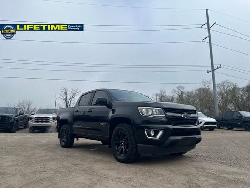 Used 2016 Chevrolet Colorado Z71 w/ Z71 Midnight Edition image 5