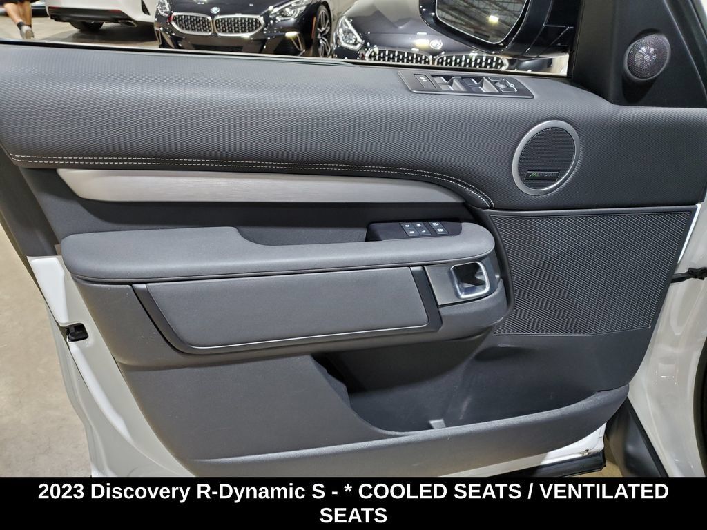 Used 2023 Land Rover Discovery S R-Dynamic AWD/4WD image 8