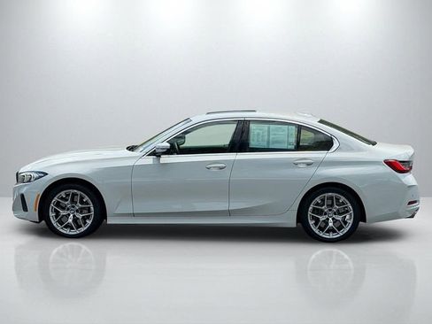 Used 2025 BMW 330i Sedan RWD image 4