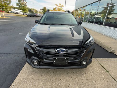 Certified 2025 Subaru Outback Onyx Edition image 7