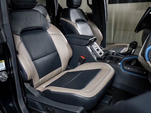 Used 2022 Ford Bronco Wildtrak image 29