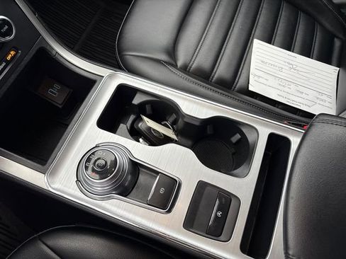 Used 2022 Ford Edge SEL w/ Convenience Package image 37