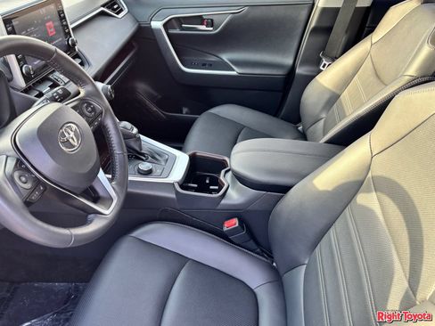 Certified 2022 Toyota RAV4 Limited w/ Limited Grade Weather Package AWD/4WD image 21