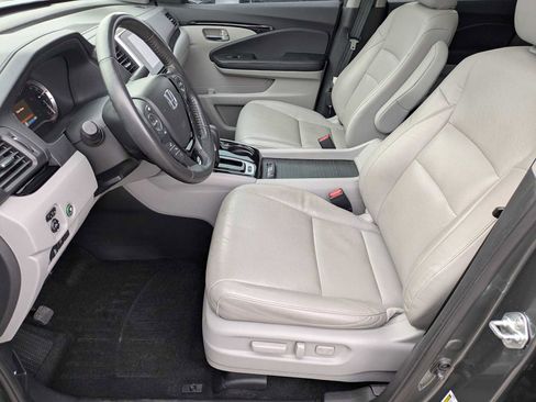 Certified 2018 Honda Ridgeline RTL-E image 12