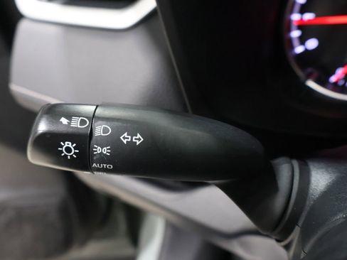 Used 2022 Toyota RAV4 XLE image 34