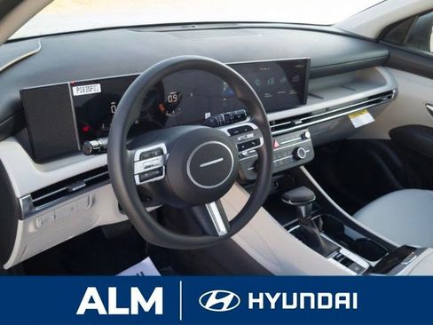 New 2026 Hyundai Tucson SE image 12