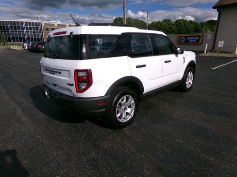 Used 2023 Ford Bronco Sport AWD/4WD image 3