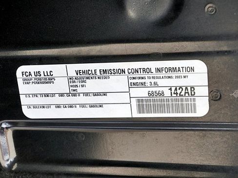 Used 2023 Jeep Grand Cherokee L Laredo RWD image 39