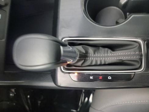 Certified 2025 Honda Civic Sport image 32