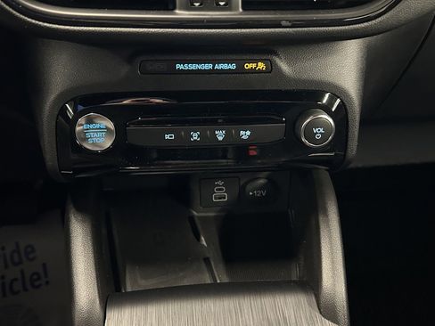 Used 2025 Ford Escape ST-Line Select w/ Tech Pack #2 AWD/4WD image 31