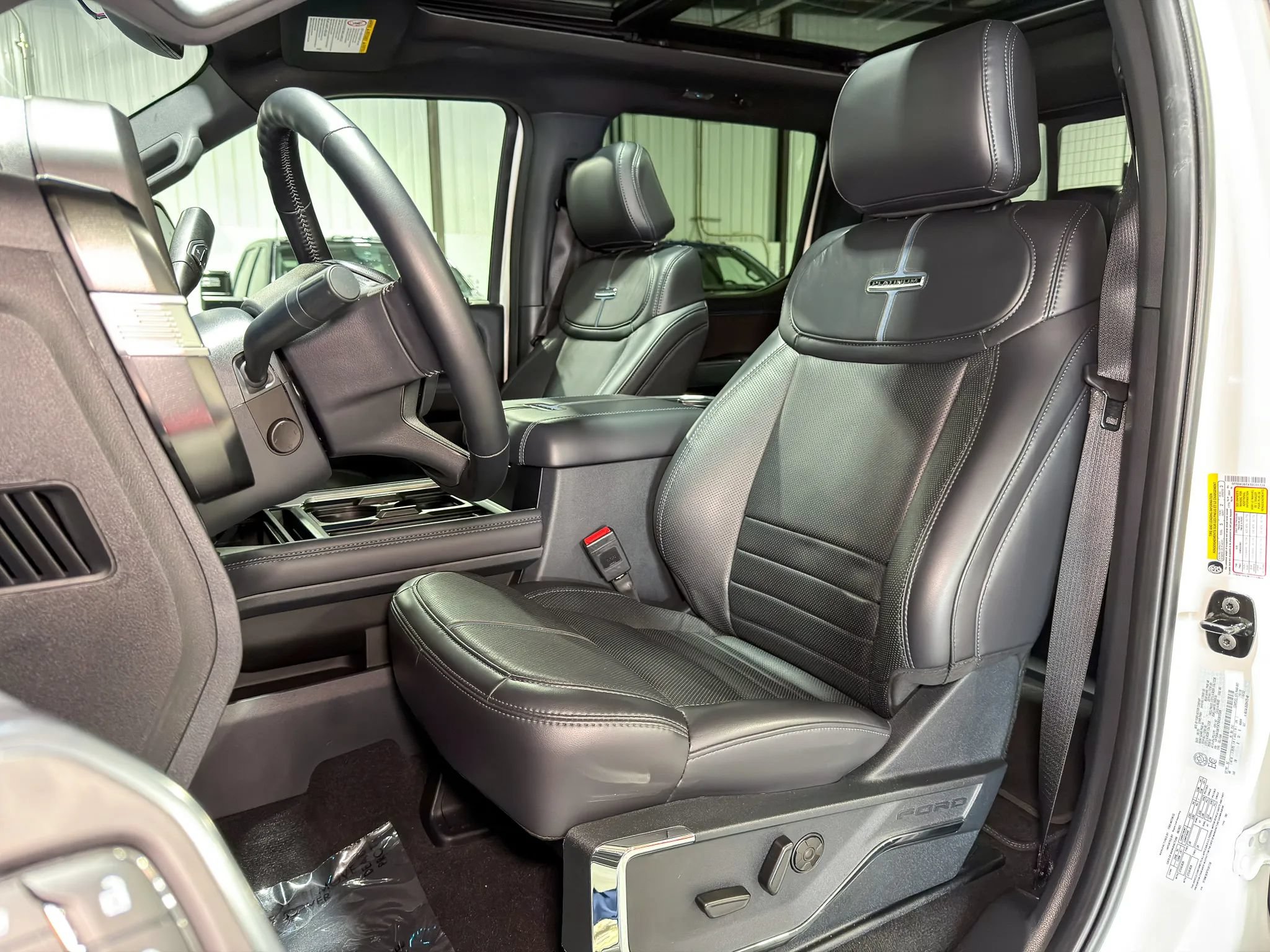 Used 2026 Ford F350 Platinum AWD/4WD image 18