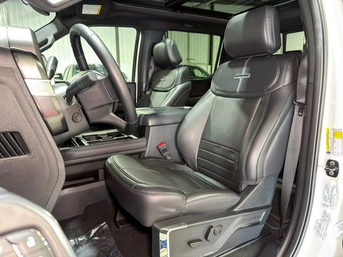 Used 2026 Ford F350 Platinum AWD/4WD image 18