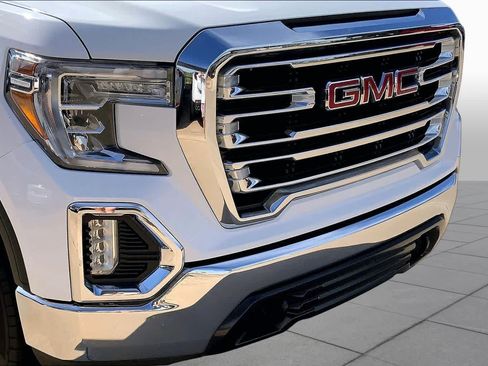 Used 2019 GMC Sierra 1500 SLT w/ SLT Premium Package AWD/4WD image 29