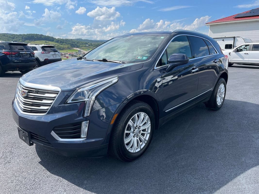 Used 2018 Cadillac XT5 AWD image 3