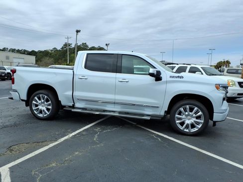 New 2026 Chevrolet Silverado 1500 High Country w/ High Country Premium Package image 2