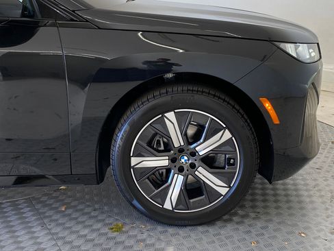New 2026 BMW iX xDrive60 w/ Premium Package image 10