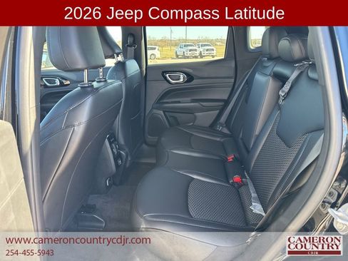 New 2026 Jeep Compass Latitude image 15