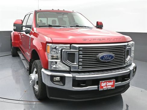 Used 2020 Ford F350 Lariat w/ Lariat Ultimate Package AWD/4WD image 3