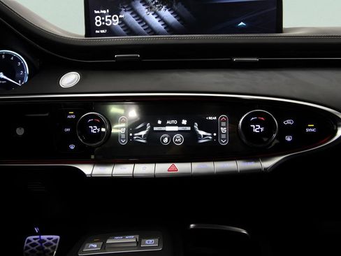 Used 2025 Genesis GV70 3.5T Sport w/ Sport Prestige Package image 20