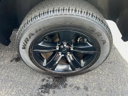 Used 2022 RAM 1500 Classic Warlock image 9