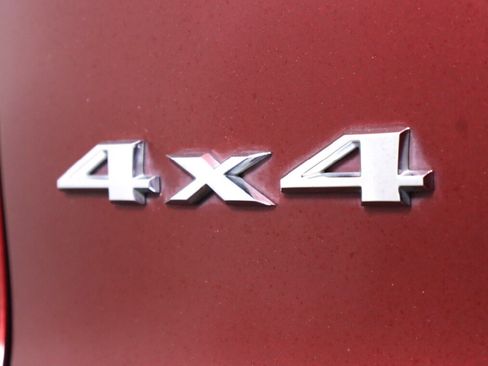 Used 2019 Jeep Cherokee Limited AWD/4WD image 44