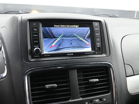 Used 2017 Dodge Grand Caravan GT FWD image 15