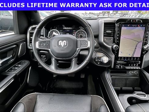 Used 2024 RAM 1500 Laramie AWD/4WD image 5